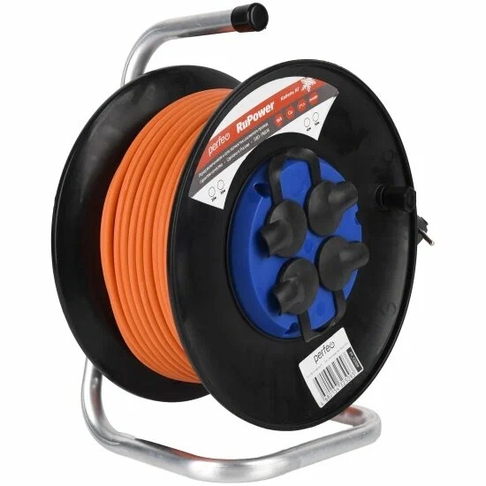 Perfeo удлинитель на катушке без заземления "RU ENERGY" 50м 4гн 16А КГ 2х1,5 IP44 черный